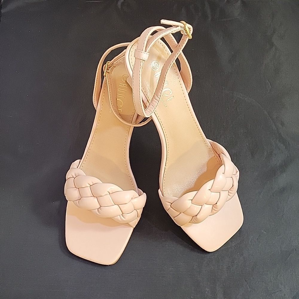 BRAND NEW ROUGE HELUIM ONE BRAIDED VAMP STRAP SQUARE TOE SANDAL